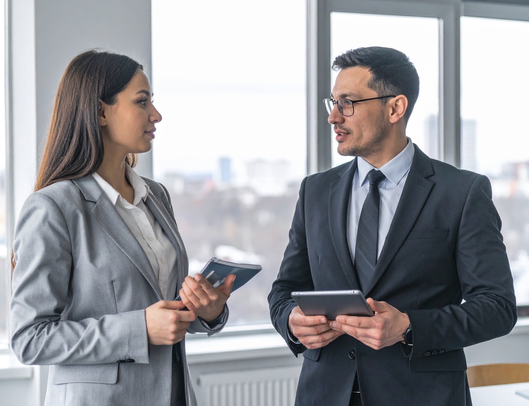 How Positive and Negative Frames Shape Your Message
